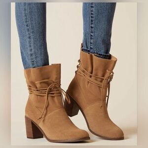 TOMS Mila Ankle Boots Tan Suede Leather Booties Beige Sz 7
